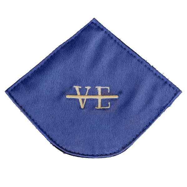 Bonnet tab in Twilight Orchid